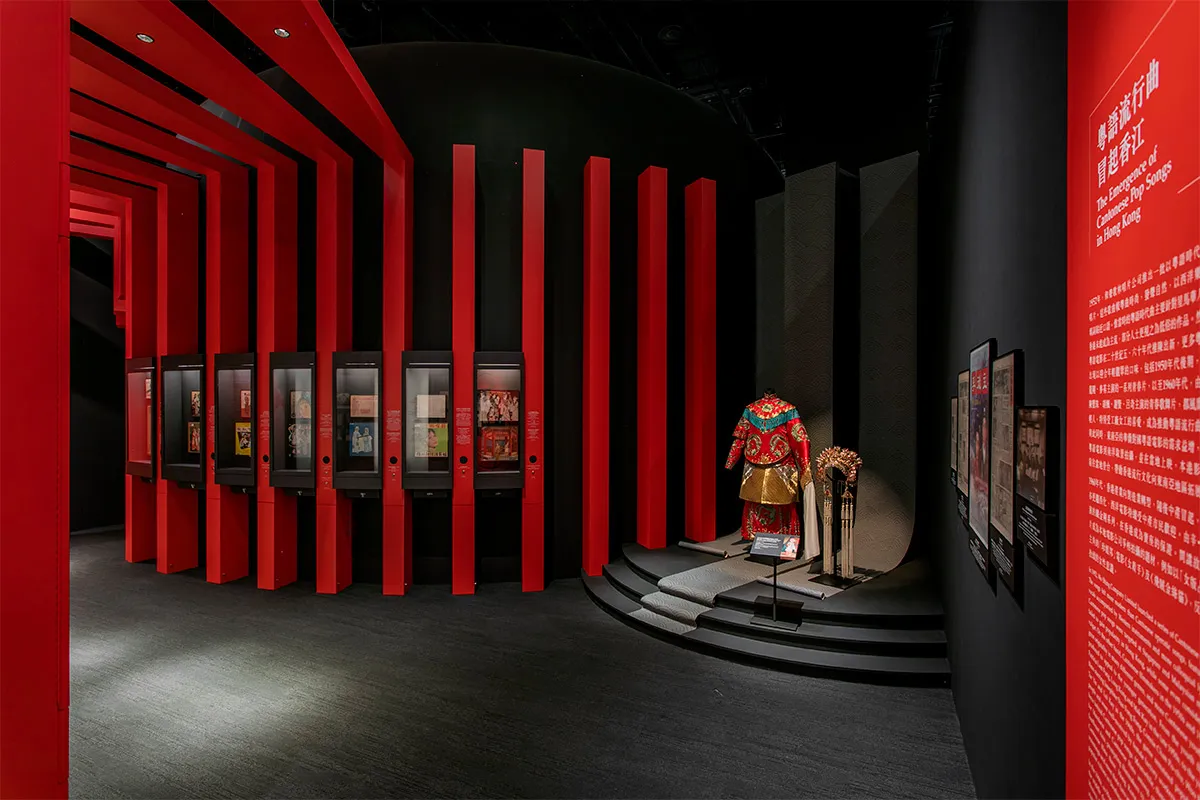 Project-managed by Rebel Arkitekt, the Hong Kong Heritage Museum’s exhibition hall showcases a striking red and black design theme, complemented by traditional attire and multimedia displays of Hong Kong's pop culture evolution.